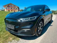 Gebraucht Ford Mustang Mach-E Basis 258 kW (351 PS) 2021 Schwarz SUV