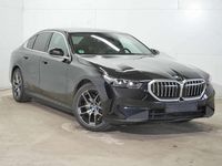 Gebraucht BMW 530e 299 PS (219 kW) 2024 Saphirschwarz metallic Limousine