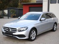 Gebraucht Mercedes E220 194 PS (142 kW) 2018 Silber Kombi