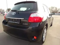 Gebraucht Toyota Auris Edition 99 PS (72 kW) 2012 Schwarz Limousine