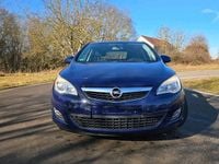 Second-hand Opel Astra 87 CP (63 kW) 2012 Albastru Hatchback