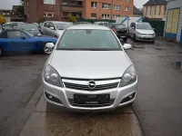 Gebraucht Opel Astra Innovation 116 PS (85 kW) 2008 Silber Limousine