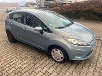 Gebraucht Ford Fiesta 94 PS (69 kW) 2009 Grau Kleinwagen