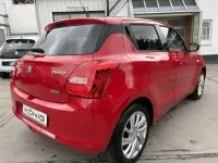Gebraucht Suzuki Swift Comfort 83 PS (61 kW) 2023 Rot Kleinwagen