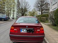 Gebraucht BMW 318 118 PS (86 kW) 1998 Rot Limousine