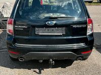 Gebraucht Subaru Forester 150 PS (110 kW) 2011 Schwarz SUV
