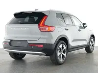 Usata Volvo XC40 Core 163 CV (119 kW) 2025 Grigio SUV
