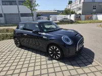 Gebraucht Mini Cooper SE Classic 135 kW (184 PS) 2023 Schwarz Kleinwagen