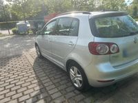 Usata VW Golf VI Highline 105 CV (77 kW) 2010 Argento Utilitaria