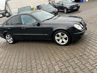 Gebraucht Mercedes E500 306 PS (225 kW) 2005 Schwarz Limousine