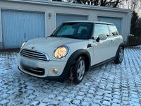 Gebraucht Mini Cooper D 111 PS (81 kW) 2011 Weiß Kleinwagen