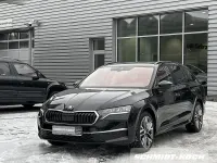 Gebraucht Skoda Octavia Selection 150 PS (110 kW) 2024 Blackmagic perleffekt Kombi