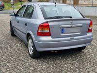 Gebraucht Opel Astra 84 PS (61 kW) 2001 Blau Limousine