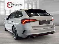Gebraucht Skoda Octavia RS 200 PS (147 kW) 2023 Stribrna brilliant/ brilliants Kombi
