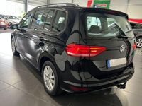Gebraucht VW Touran 116 PS (85 kW) 2020 Deep black Van / Kleinbus