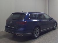 Gebraucht VW Passat R-line 200 PS (147 kW) 2022 Blau Kombi