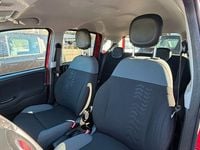 Gebraucht Fiat Panda Easy 69 PS (50 kW) 2017 Amore rot Kleinwagen