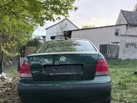 Gebraucht VW Bora Basis 137 PS (100 kW) 1999 Grün Limousine