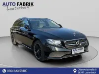 Używany Mercedes E220 194 KM (142 kW) 2017 Czarny Sedan/Limuzyna