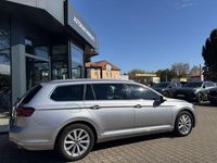 Usata VW Passat 150 CV (110 kW) 2020 Argento Station wagon