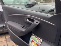 Gebraucht VW Polo LOUNGE 90 PS (66 kW) 2015 Grau Kleinwagen