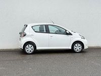 Gebraucht Toyota Aygo Cool 68 PS (50 kW) 2014 Weiß Kleinwagen