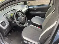 Gebraucht Toyota Aygo Team 72 PS (52 kW) 2020 Schwarz Kleinwagen
