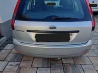 Gebraucht Ford Fiesta 80 PS (58 kW) 2003 Silber Kleinwagen