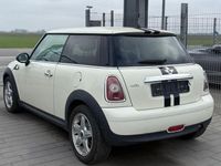 Gebraucht Mini ONE 75 PS (55 kW) 2009 Weiß Kleinwagen