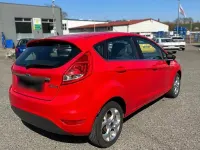 Gebraucht Ford Fiesta Trend 60 PS (44 kW) 2009 Rot Limousine