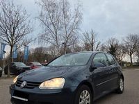 Gebraucht VW Golf IV Comfortline 102 PS (75 kW) 2004 Blau Limousine