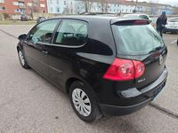 Gebraucht VW Golf IV Trendline 75 PS (55 kW) 2004 Schwarz Limousine