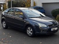 Gebraucht Ford Focus 100 PS (73 kW) 2006 Grau Kleinwagen