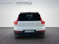 Gebraucht Volvo C40 169 kW (231 PS) 2023 Crystalweiss perleffekt SUV