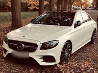 Gebraucht Mercedes E220 AMG 194 PS (142 kW) 2016 Weiß Limousine