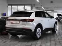 Gebraucht Audi Q4 e-tron Comfort 125 kW (170 PS) 2022 Gletscherweiß metallic SUV