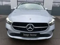 Gebraucht Mercedes B180 136 PS (100 kW) 2024 Hightechsilber Van / Kleinbus