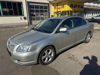 Gebraucht Toyota Avensis Sol 147 PS (108 kW) 2004 Gold Limousine