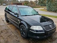 Gebraucht VW Passat 131 PS (96 kW) 2002 Schwarz Kombi