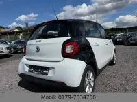 Gebraucht Smart ForFour Basis 90 PS (66 kW) 2016 Weiß Kleinwagen