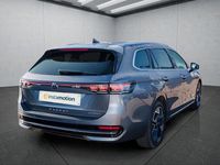 Gebraucht VW Passat 150 PS (110 kW) 2025 Grau Kombi