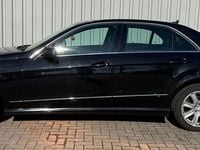 Gebraucht Mercedes E300 231 PS (169 kW) 2011 Obsidianschwarz  metalliclack Limousine