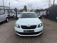 Gebraucht Skoda Octavia Style 150 PS (110 kW) 2015 Weiß Kleinwagen