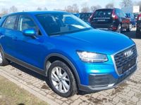 Gebraucht Audi Q2 Basis 116 PS (85 kW) 2018 Blau SUV