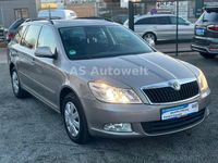 Gebraucht Skoda Octavia Ambiente 160 PS (117 kW) 2011 Grau Kombi