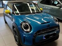 Gebraucht Mini Cooper SE Classic 135 kW (184 PS) 2023 Blau Kleinwagen