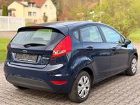 Gebraucht Ford Fiesta Trend 60 PS (44 kW) 2011 Blau Limousine