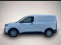Gebraucht Ford Courier Trend 125 PS (91 kW) 2026 Manufacturer Van / Kleinbus