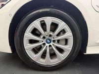 Gebraucht BMW 330e Advantage 184 PS (135 kW) 2022 Weiß Kombi