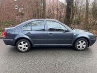 Gebraucht VW Bora Edition 101 PS (74 kW) 2000 Blau Limousine